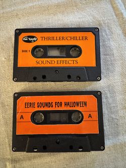 Set of 2 Vintage Halloween Audio Cassettes Sound Effects Thriller/Chiller