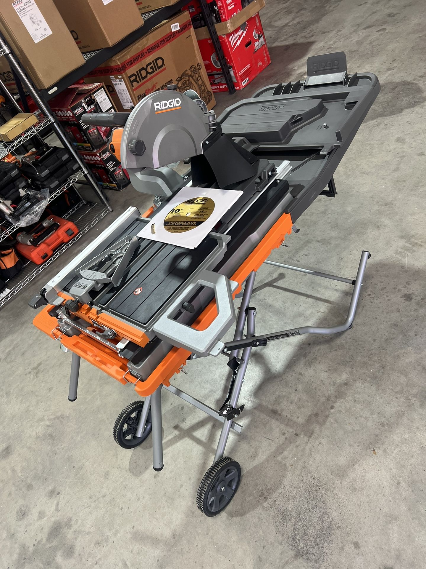 Ridgid 10in Tile Saw W/ Stand