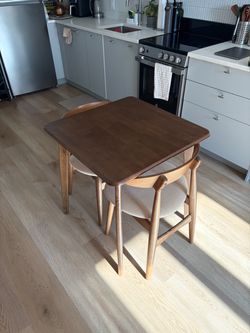 Dining Table + Chairs