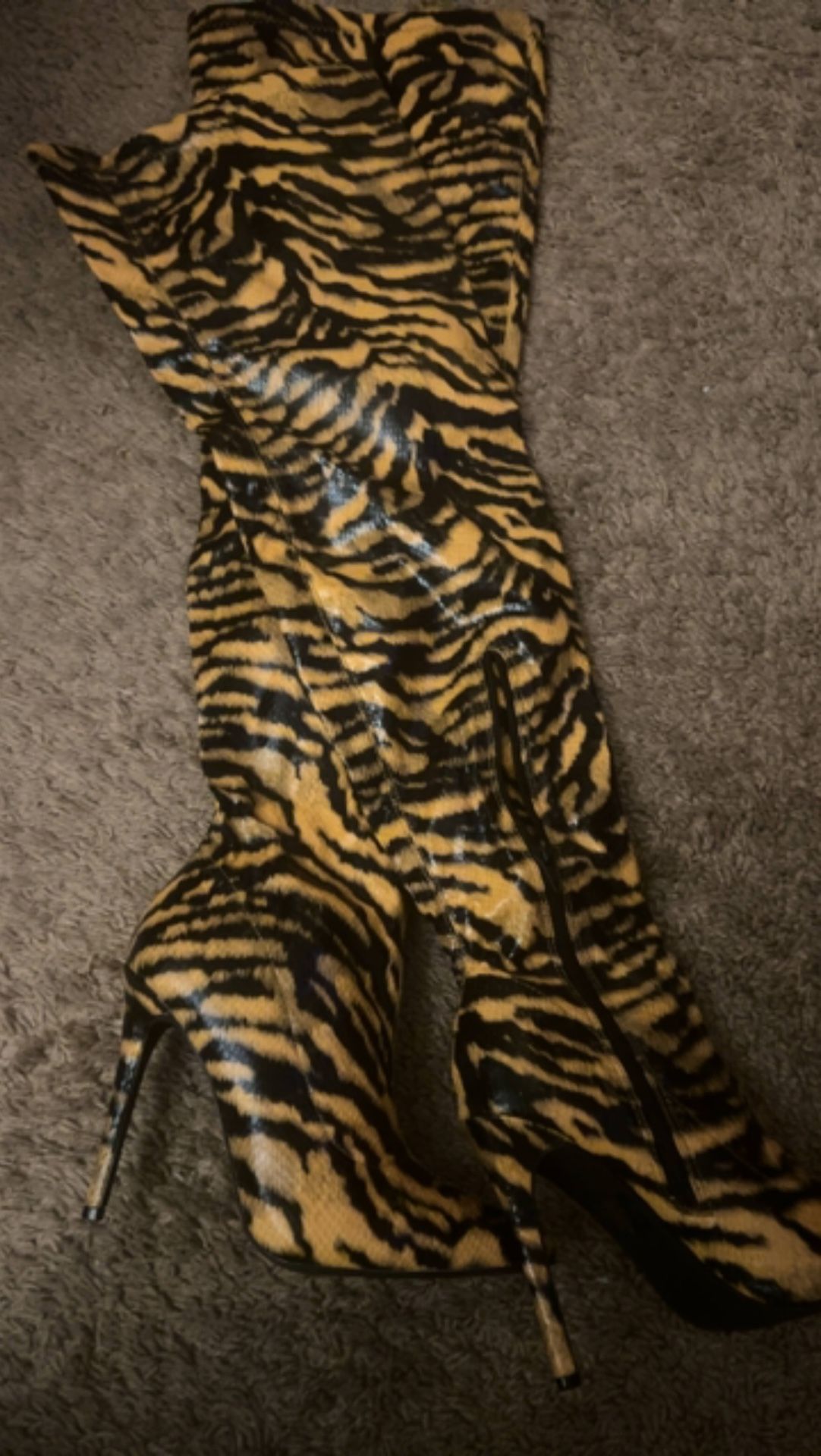 Leopard Thigh High Women’s Boots Size 7