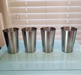 New 4-Pack Boroux Stainless Steel Cups 16 fl oz
