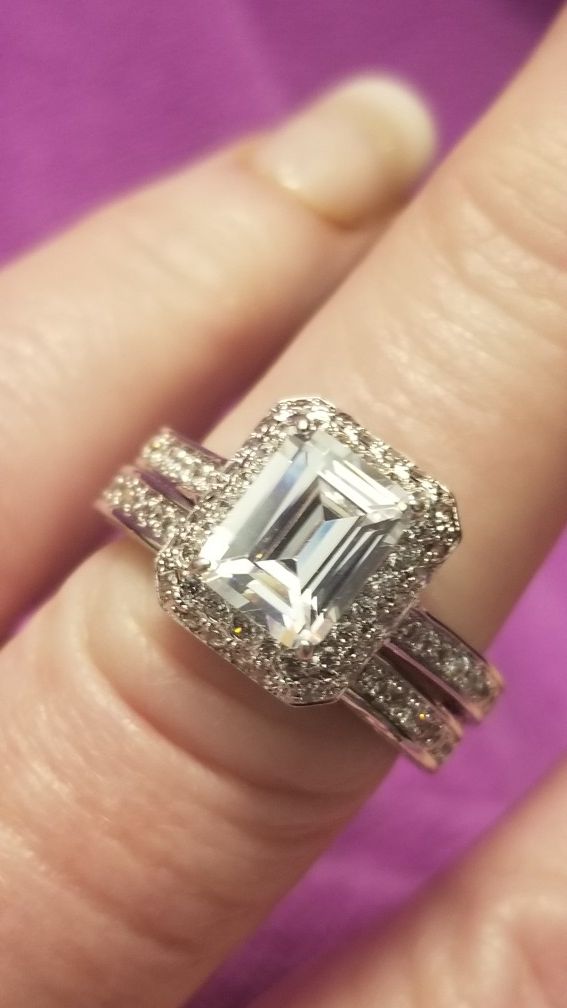 Solid 925 silver 2 piece wedding set.
