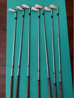 Titleist 690MB