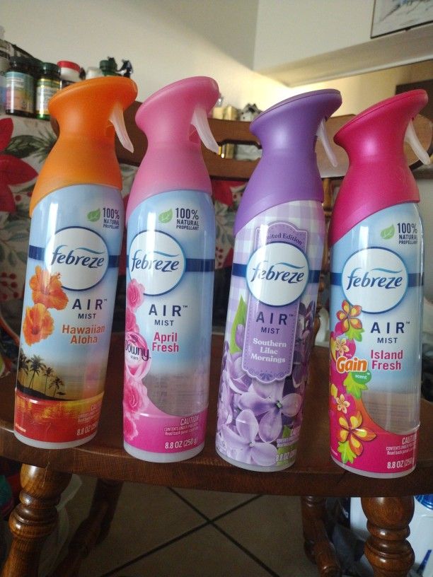 Cuatro Por $12