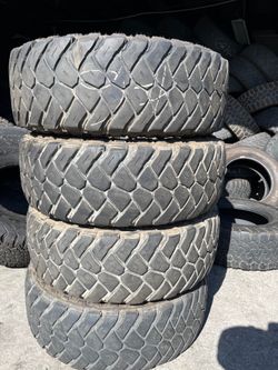 Vendo 275/70/R18 las 4 llantas instaladas y balanceadas garantizadas