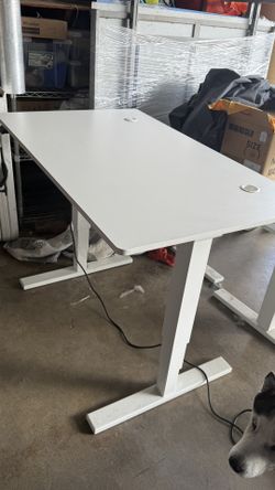 Electric Adjustable Height 25”-50” Stand Up Office Gaming Desk Table