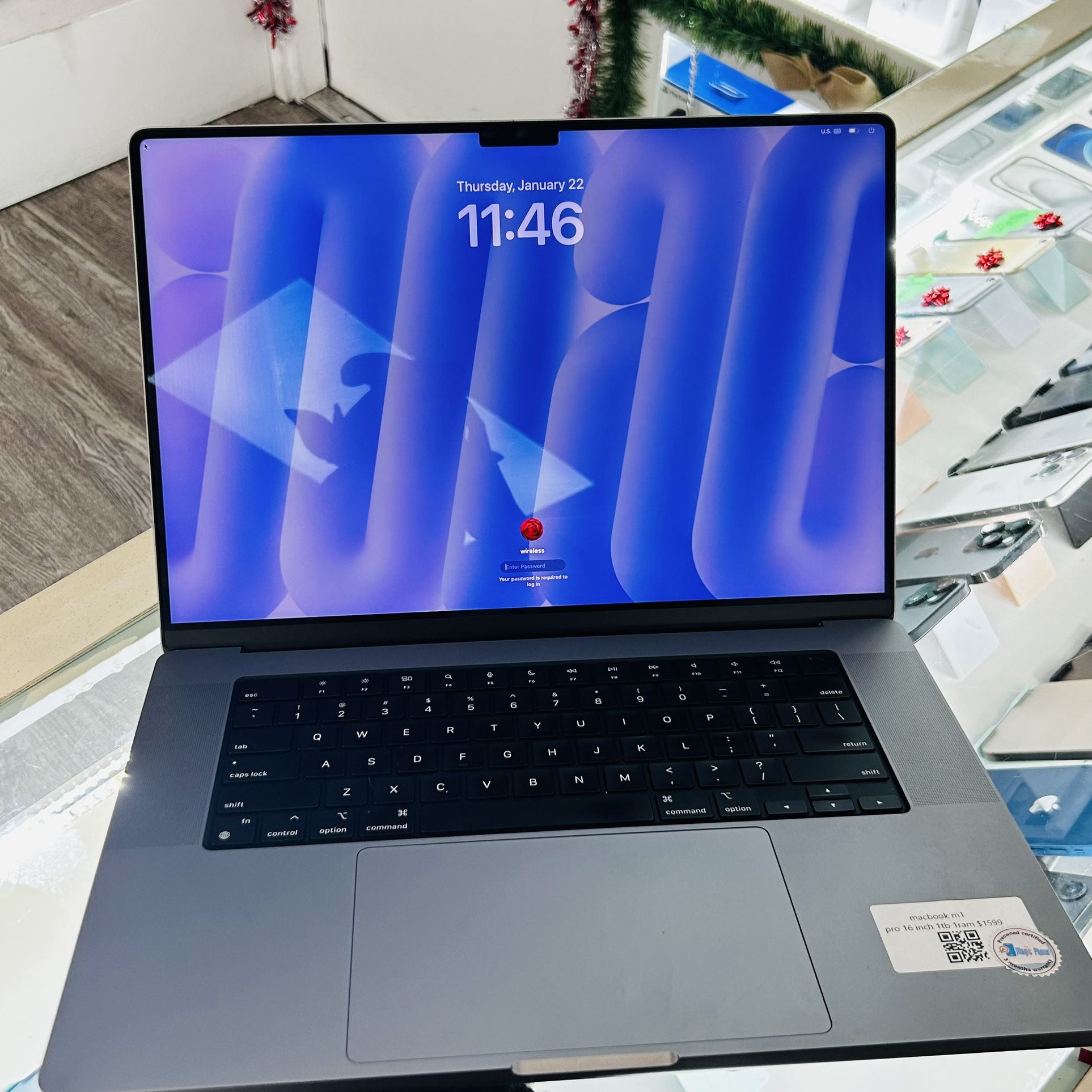 MacBook M1 Pro 16 Inch 1TB 1ram $10 Down Payment