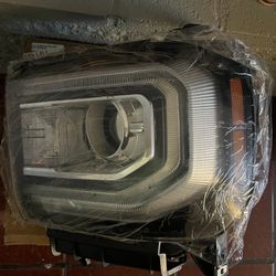 2016 To 2018 GMC SIERRA HEADLIGHTS 
