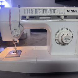 Singer sewing Machine