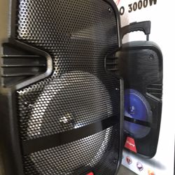 Wireless Karaoke Speaker - Bluetooth - Rechargeable 