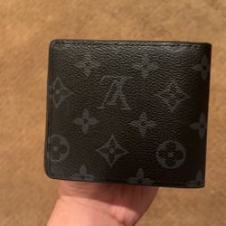 Men’s Black LV Wallet 