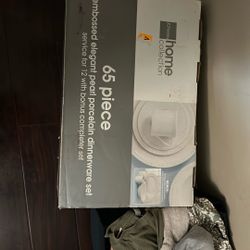 JCPenney Dinnerware Set 