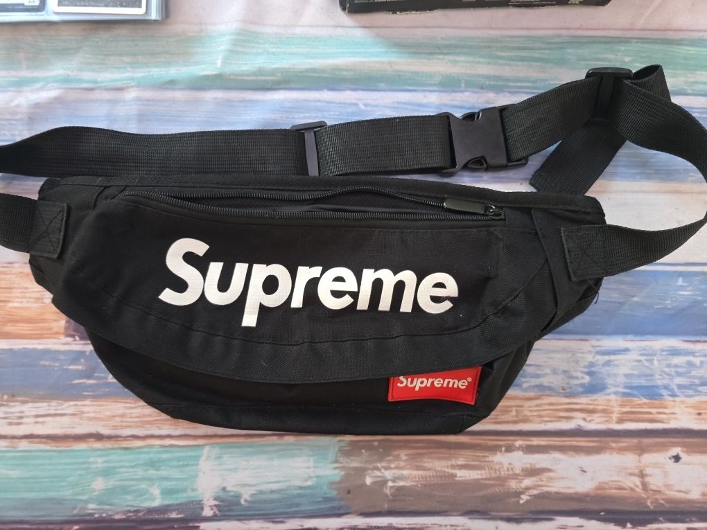 Supreme Fanny Pack Bag
