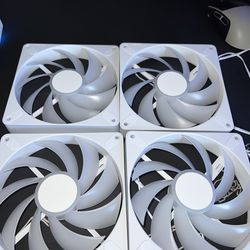 APNX 4x 140mm ARGB Fans With Hub White