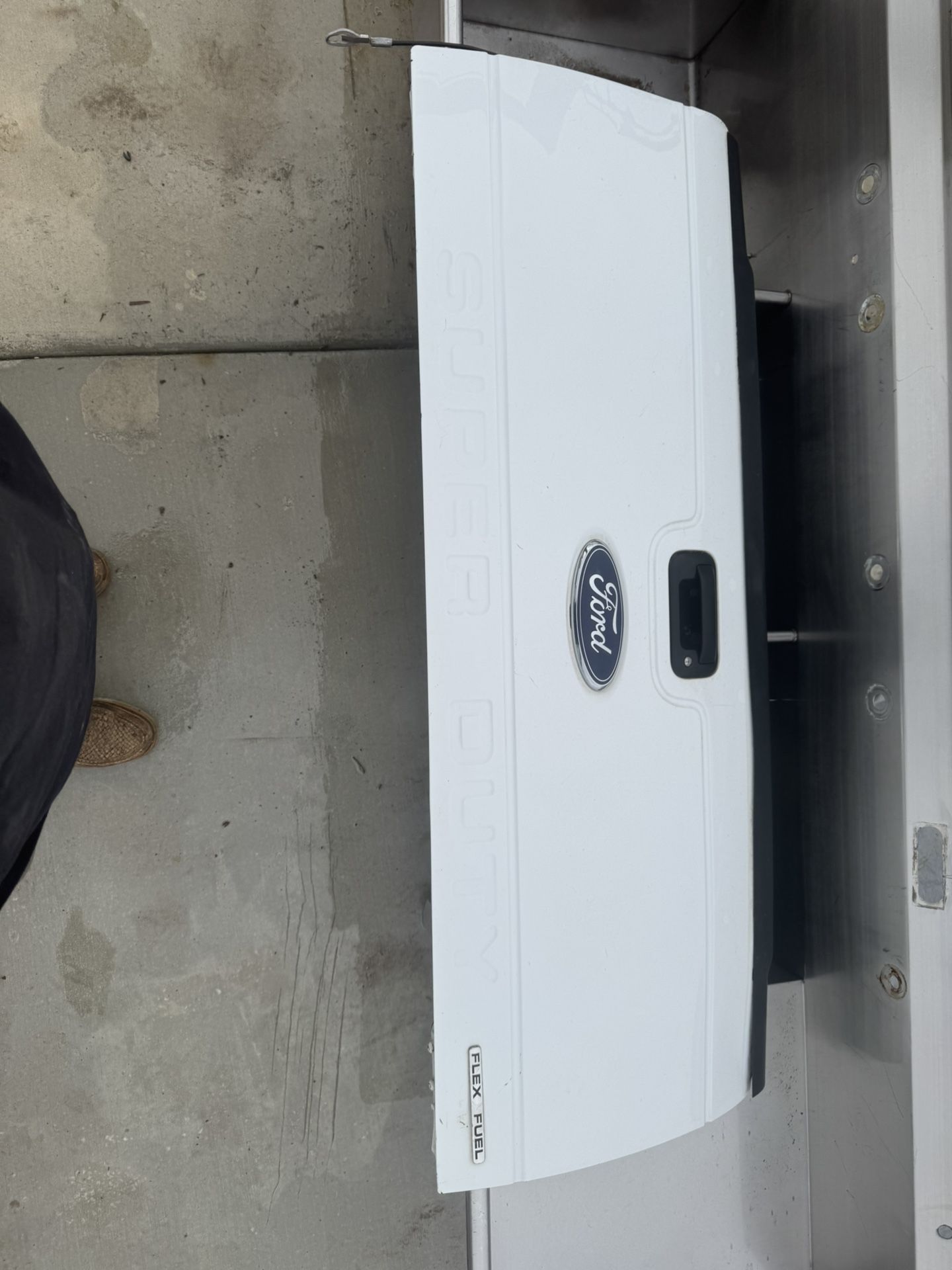 2013 Ford Tail Gate 2500