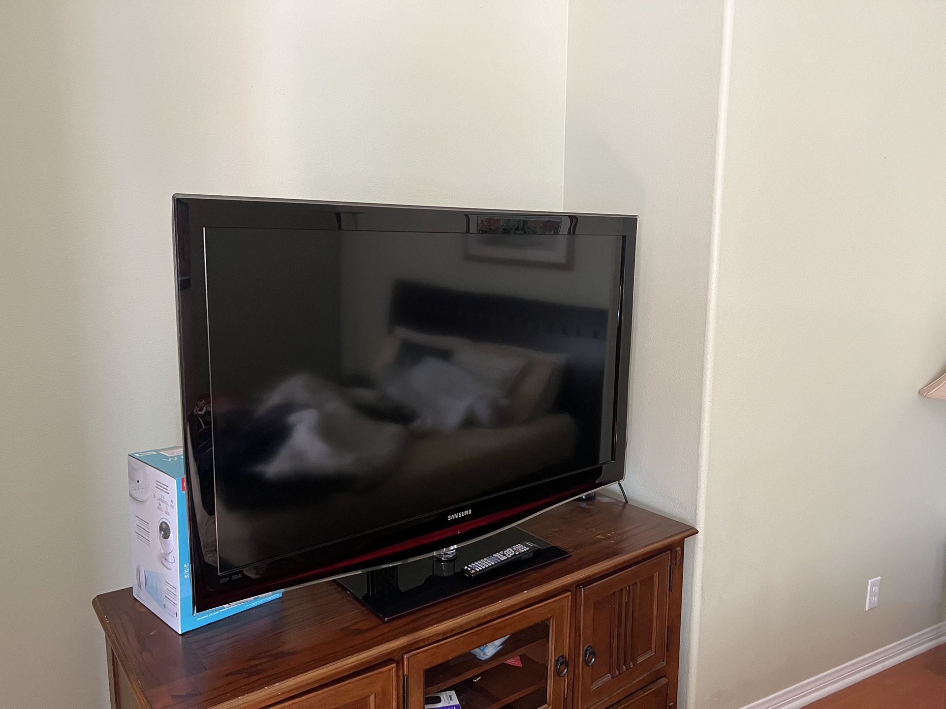 Samsung TV 52inch LN52B630N1F