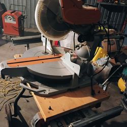 Ridgid Saw With Wheels 