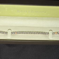 Tennis bracelet