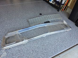72 Chevy C10 Grill and Insert
