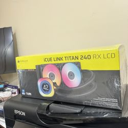 iCUE Link Titan 240 RX LCD
