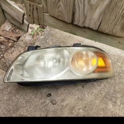 Headlight For 2000-2006 Nissan Sentra , Fits Drivers Side.