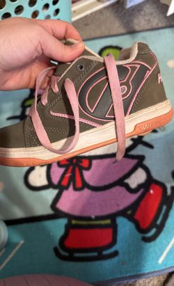 Heelys Size 2 Youth