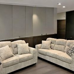 Lonoke Sofa & Loveseat // Living Room Set // New 🆕
