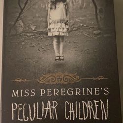 Miss Peregrines Peculiar Children Bookset