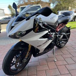 Triumph Daytona 675r