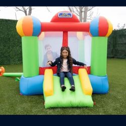 Inflatable Outdoor Or Indoor Jumper