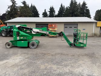 2016 JLG E400 AJPN Electric Articulating Boom Lift 40FT- New Batteries