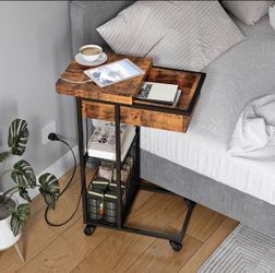 C Shaped End Table with Charging Station, Flip Top Side Table with USB Ports and Outlets, C Table So