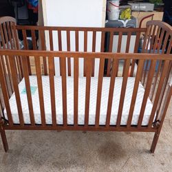 Baby Crib Great Condition 
