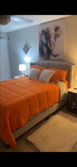 Queen bed