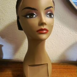Vintage Zury Beauty Hair Wig Mannequin Head 17" (Read)