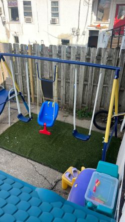 Kids Swing Set