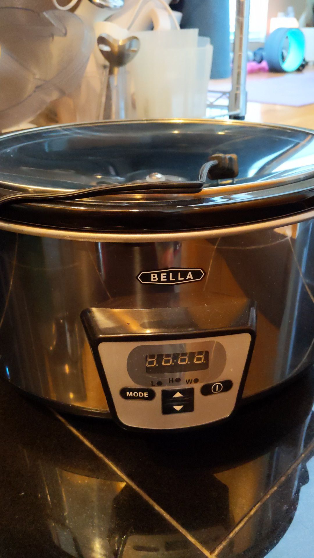 Bella slow cooker - new