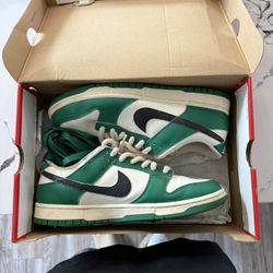 Nike Dunks Lottery 10.5