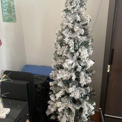 Light Up Christmas Tree