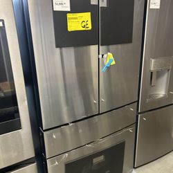 GE Profile 29 cu. ft. Smart 4-Door French-Door Refrigerator Stainless Steel w/Door in Door