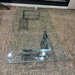 Coffee Table / Mesa De Centro 