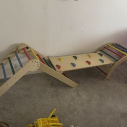 Wood Climbing Gym