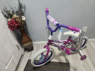 Huffy Bike Sea Star Kids Girl 16 new Ready to ride good condition
