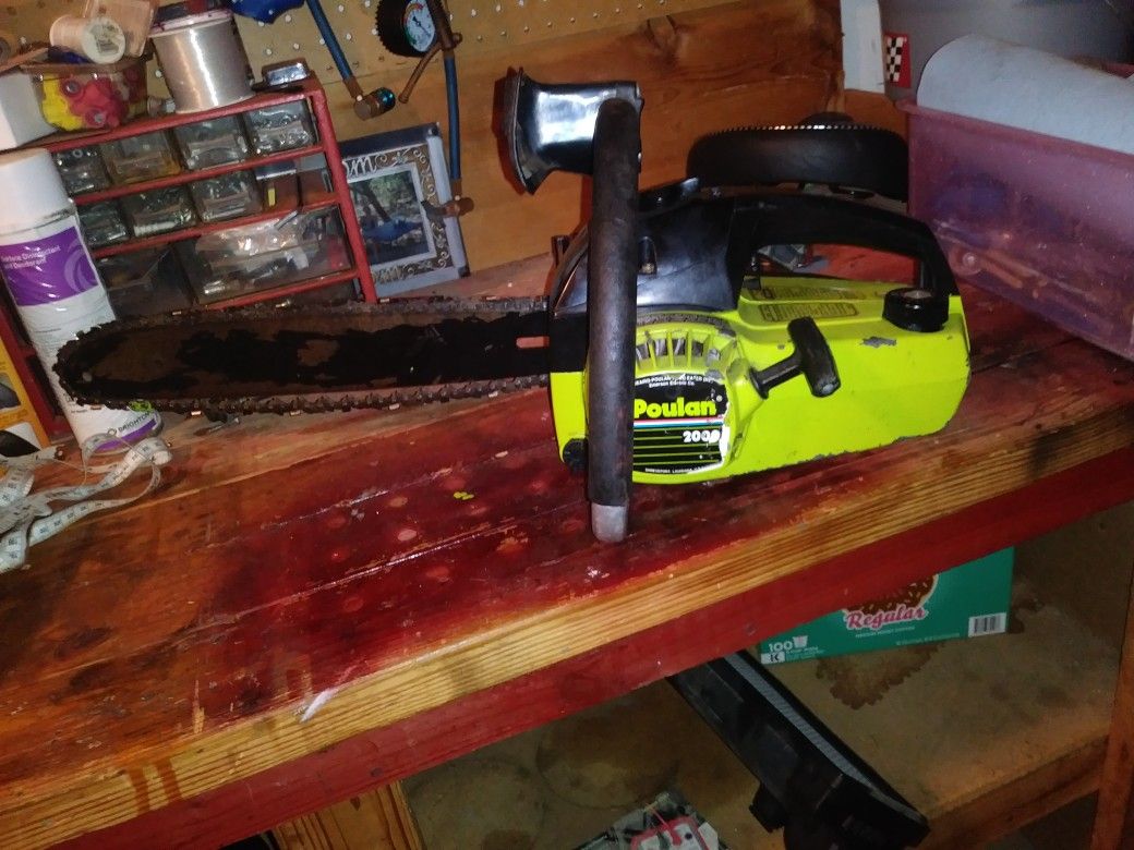 Poulan 2000 chainsaw deals