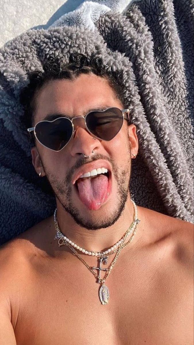 SOLO Bad Bunny Ticket