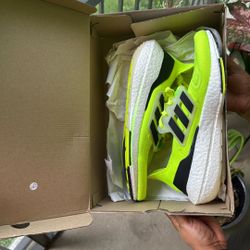 Adidas Ultraboost 22