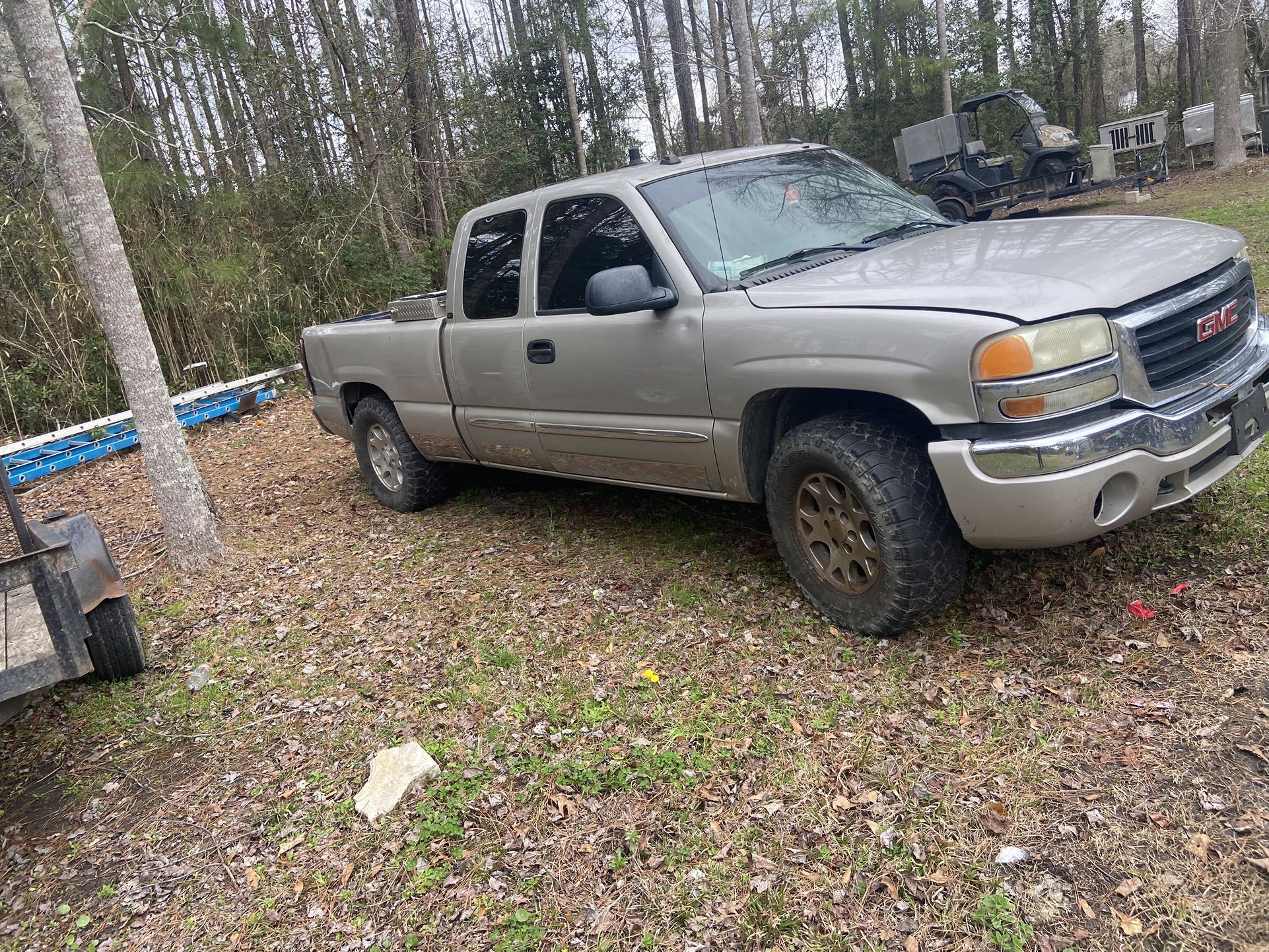 2004 GMC Sierra