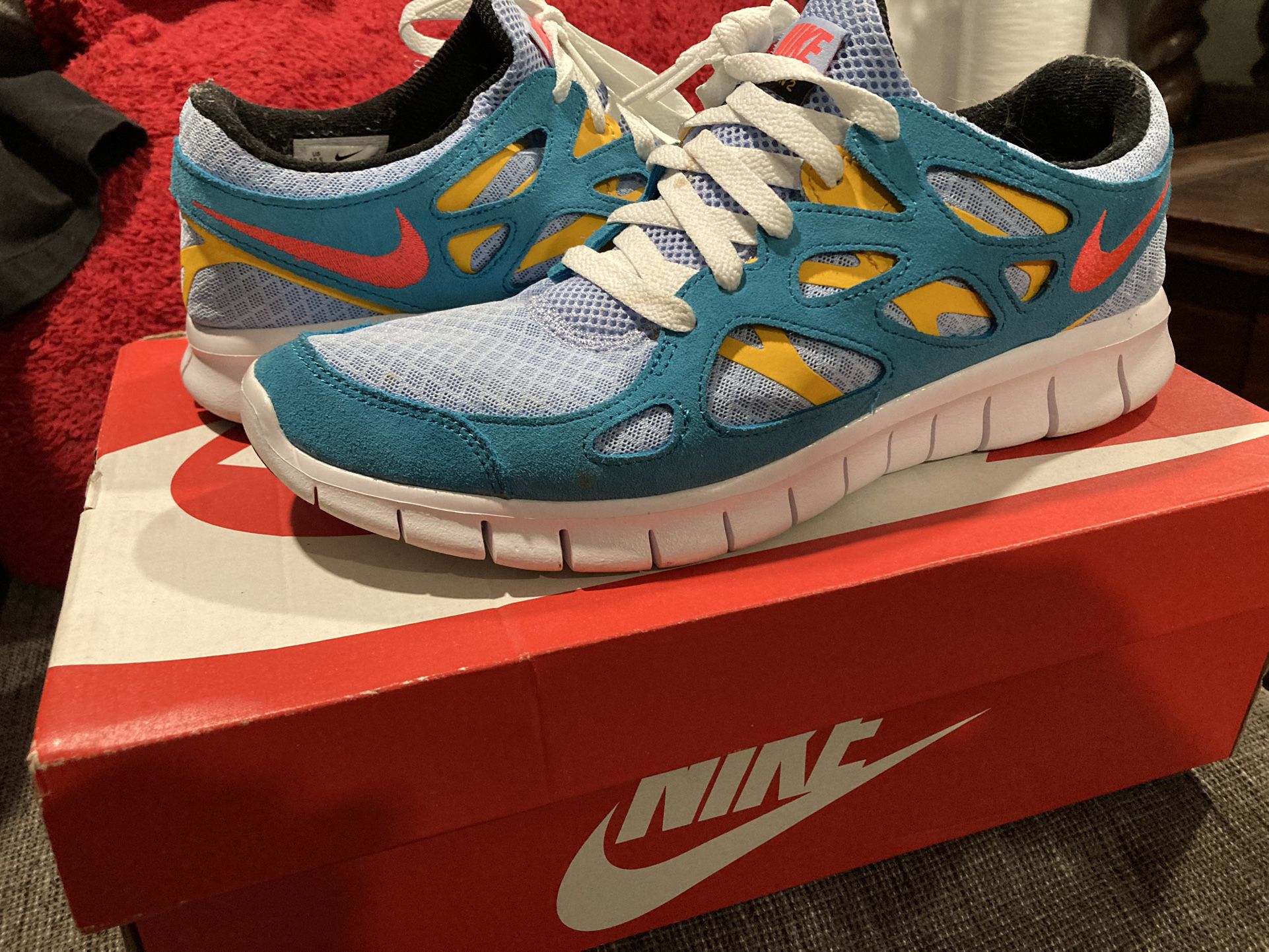 Nike Free Run 2 Size 10.5 Running Shoes Cyber Teal Crimson 537732-405 Mens