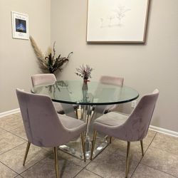 Dining Table And 4 Chair