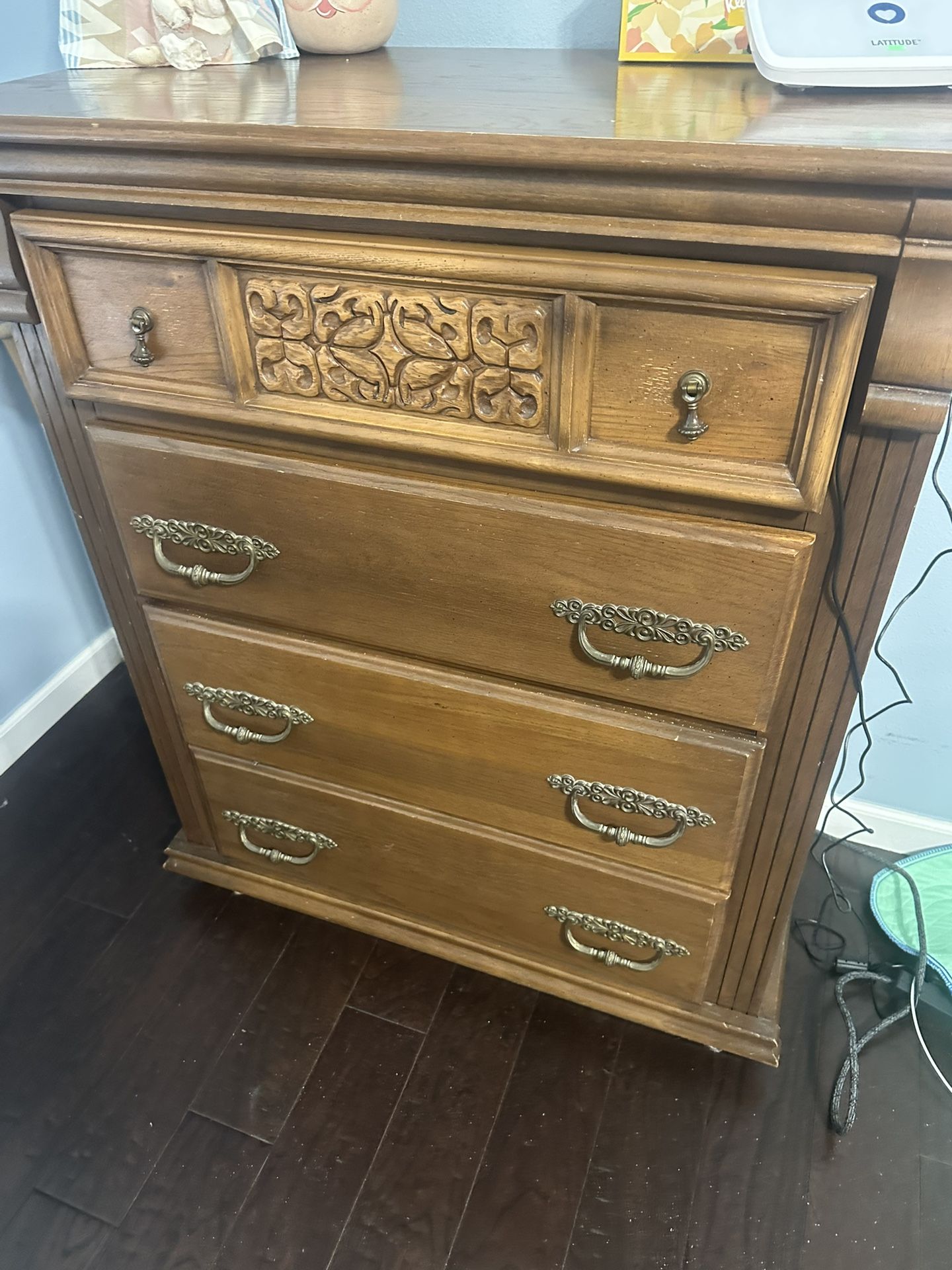 Dresser With Mirror And Chest Of Drawers